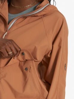 Shores Jacket | Palo Santo -Vuori Sales Store VW545PSN SP23 W ECOMM JACKETS 0867 FULL 1X1 ef37809b 1b79 47de 9df5 cd8deed9e383