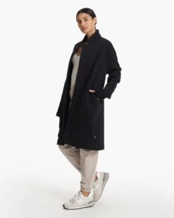 Restore Coat | Black -Vuori Sales Store VW569BLK SP23 W ECOMM DETAIL 3213 1x1 217b1583 4c3f 4bd3 a76a b9d0ce781004