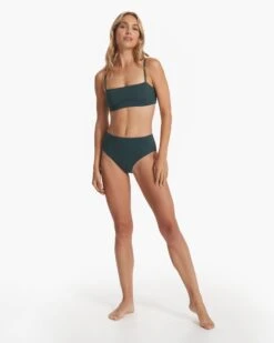 Dune Bikini Bottom | Beryl -Vuori Sales Store VW700BER SP23 W ECOMM WATERBOTTOMS 1521 FULL 1x1 31cb3c9d 0af6 468a 8fca 343dafae47fc