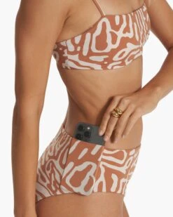 Dune Bikini Bottom | Palo Santo Maze -Vuori Sales Store VW700PSM SP23 W ECOMM WATERBOTTOMS 1952 DETAIL 1x1 ec1eb4a3 9745 4c86 9591 8264501eda3e