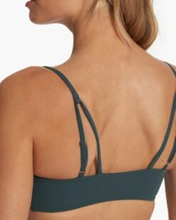 Dune Bikini Top | Beryl 7 Dune Bikini Top | Beryl -Vuori Sales Store VW701BER SP23 W ECOMM WATERTOPS 1455 FULL 1x1 dcbae26a fa3a 4a82 b4f9 6c8a209e17d4