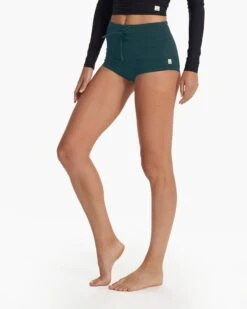 Dune Shorty | Beryl -Vuori Sales Store VW707BER SP23 W ECOMM WATERBOTTOMS 3871 DETAIL 1X1 bd44d39a 23c9 414d bb8c b4ad04fd06cf