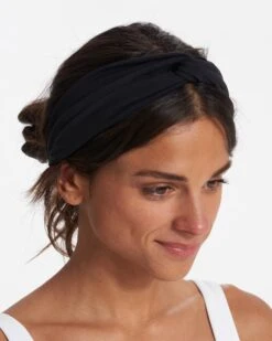 Studio Headband | Black -Vuori Sales Store VW810BLK 0